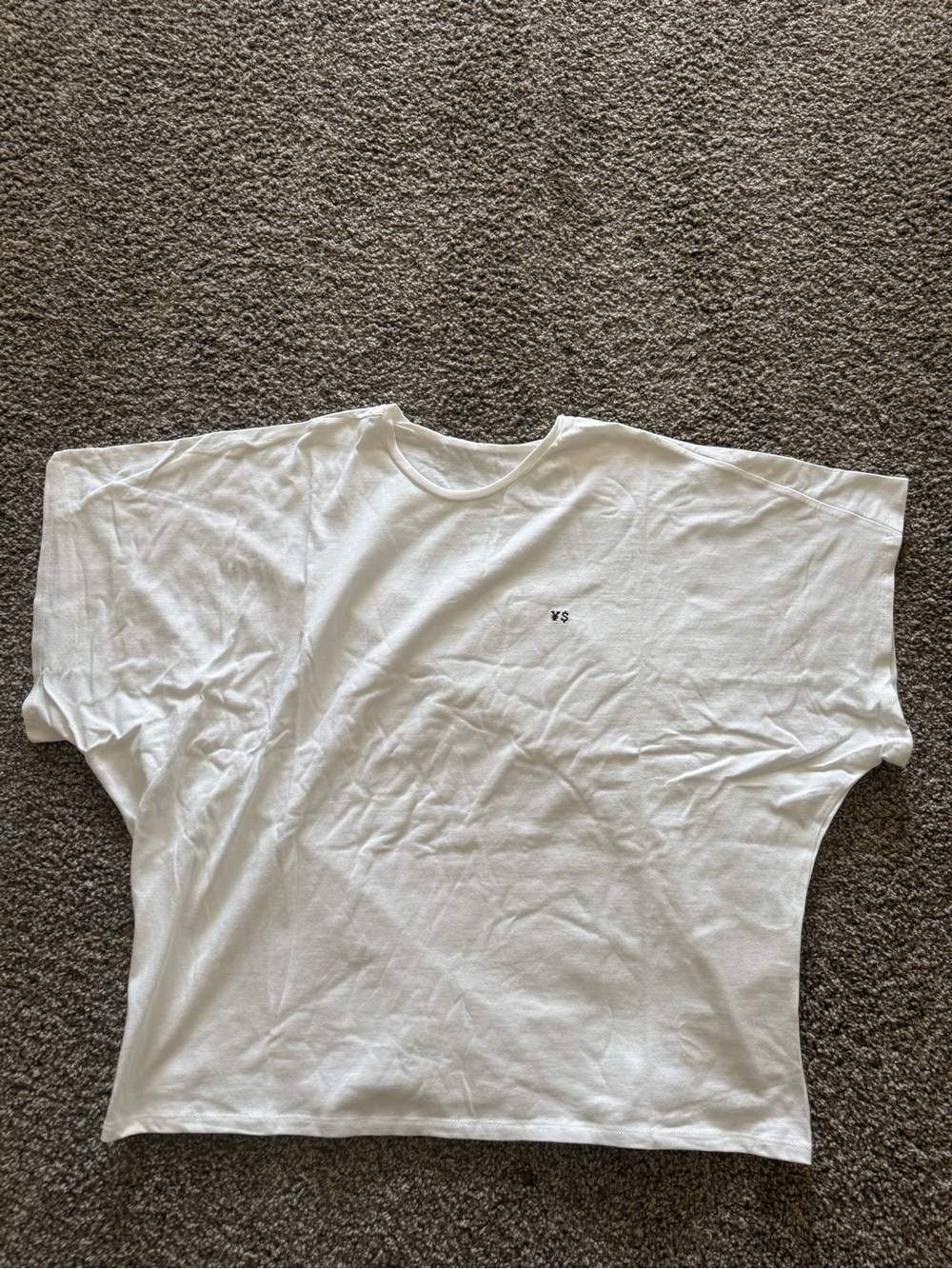 Yeezy vultures shirt size 3